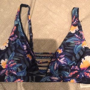 NWT RIPCURL TROPIC TRIBE BRALETTE